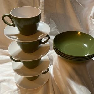 Vintage Royalon Melmac Avocado Green Tea Cups, tea Plates, Bowls ~ Set of 12